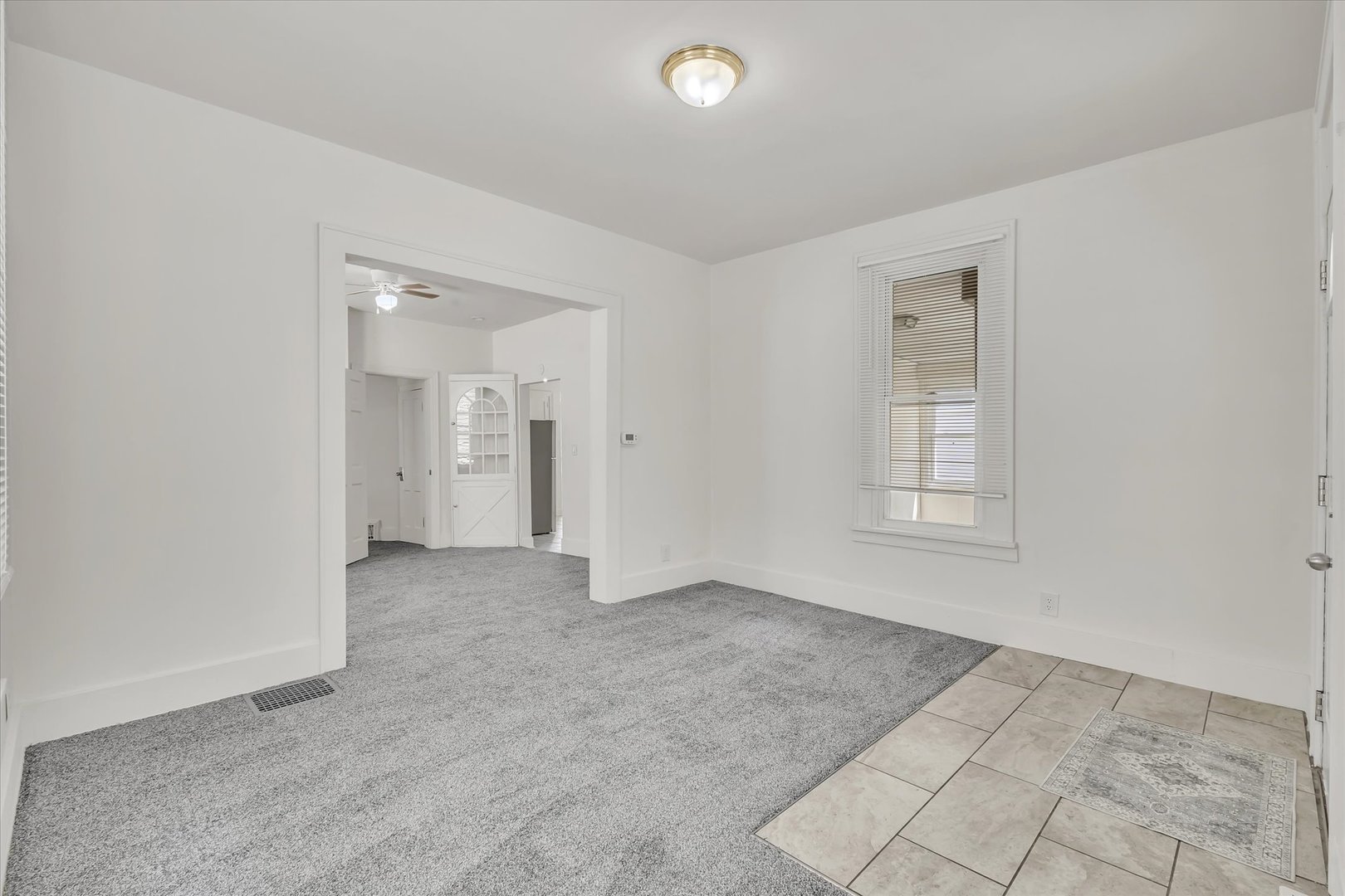 2711 9th Avenue Property Photo 3