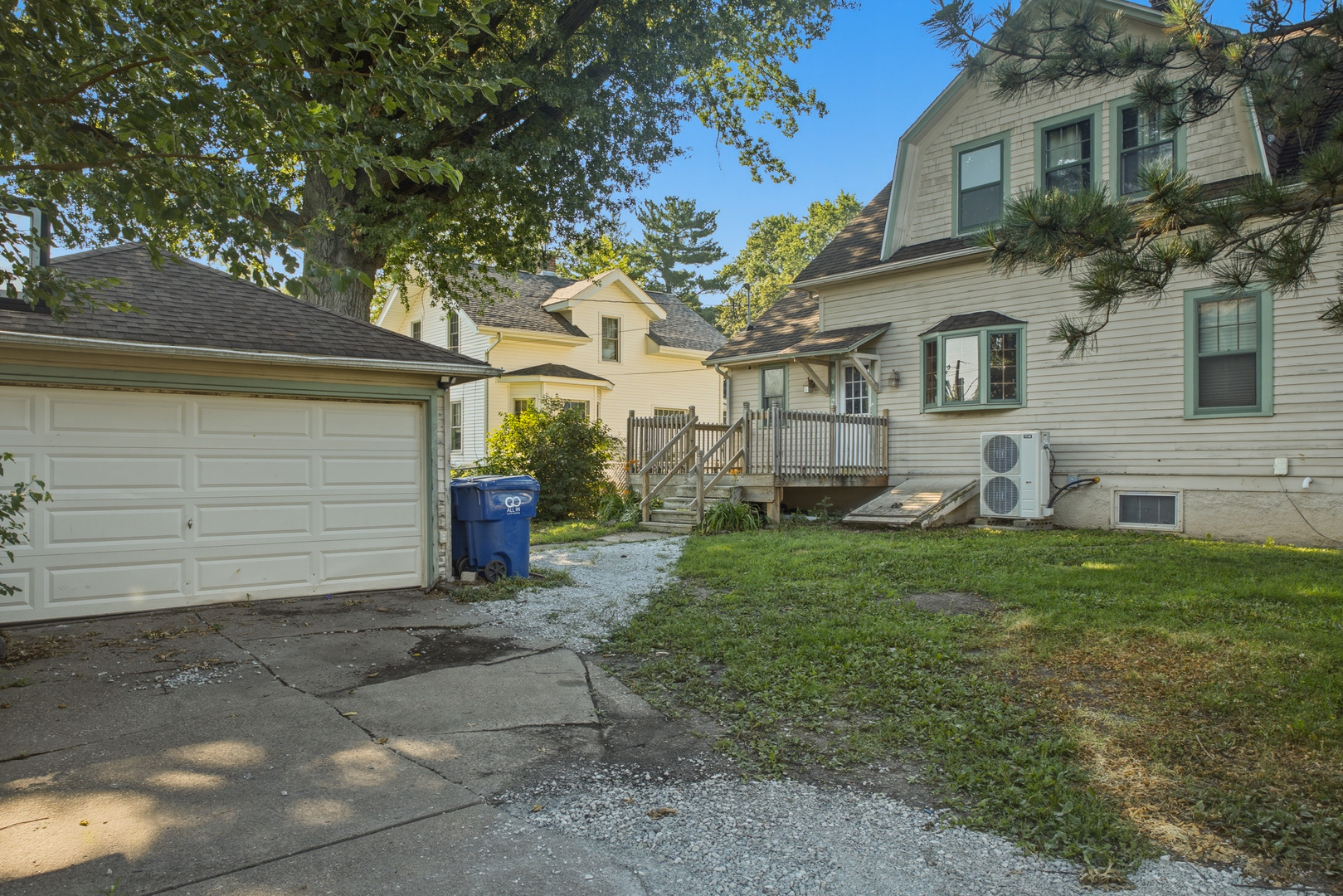 806 E Central Park Avenue Property Photo 5