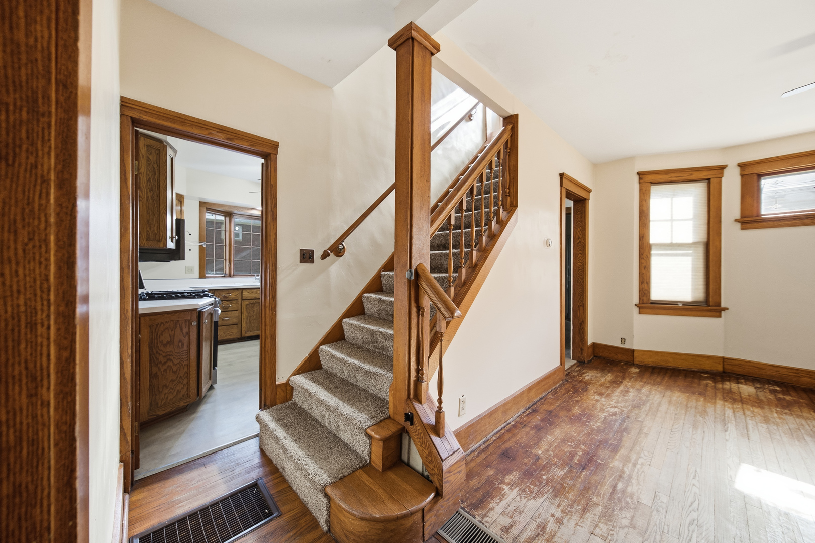 806 E Central Park Avenue Property Photo 8
