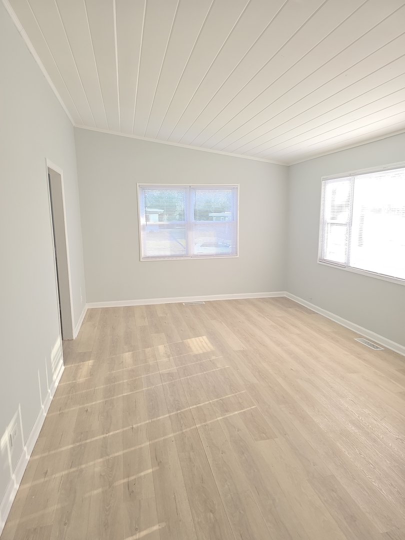 138 Algonquin Street Property Photo 4
