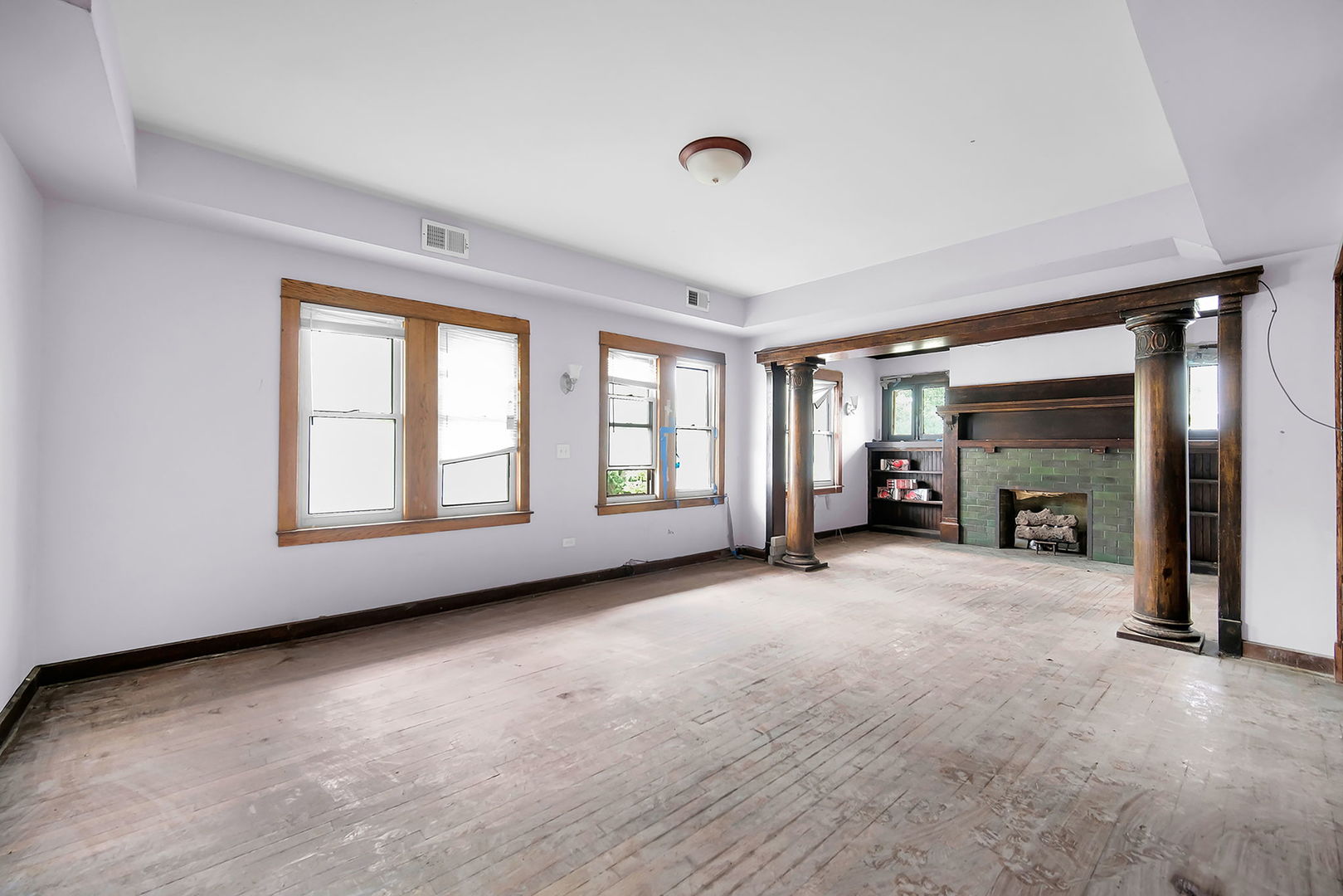 446 N Pine Avenue Property Photo 6