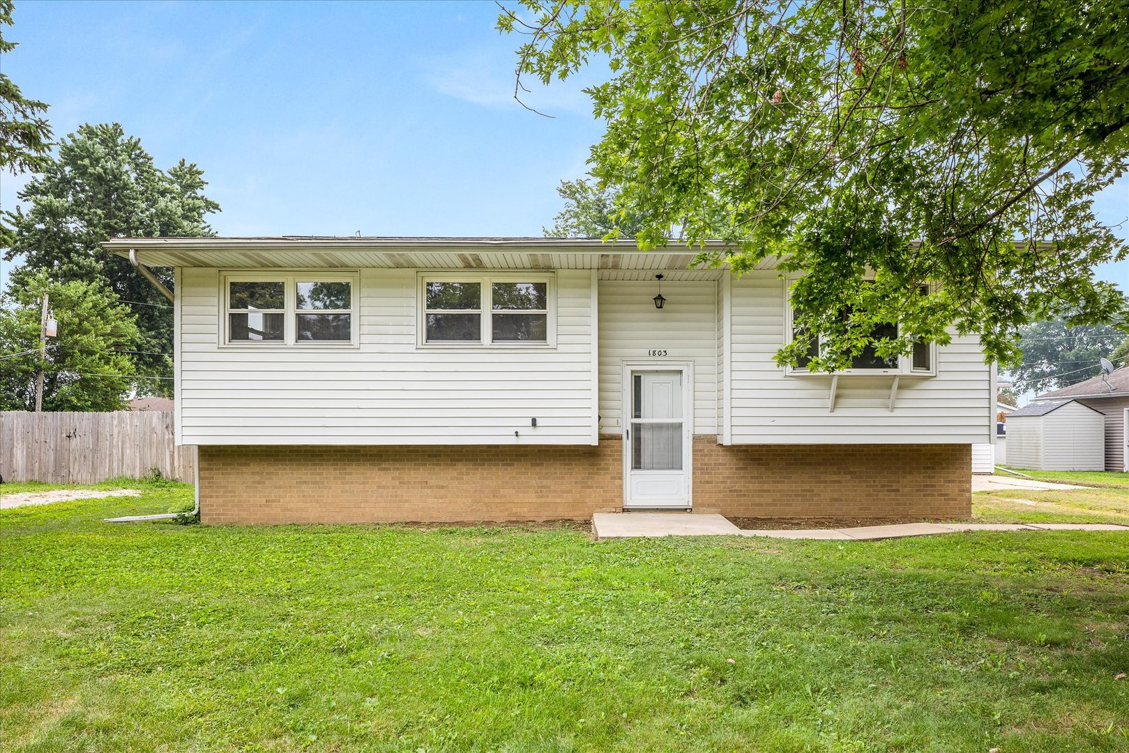 1803 Wright Street Property Photo 1