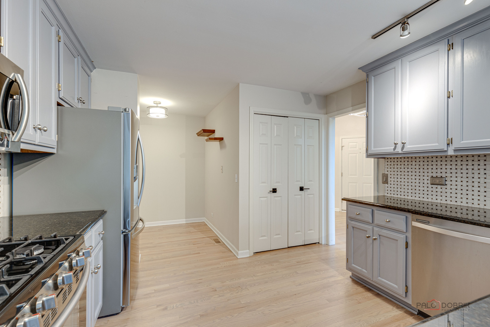 4405 Middleton Place Property Photo 16