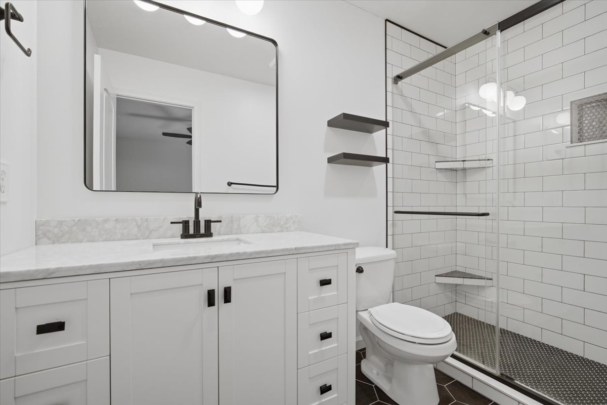 2909 Breezewood Boulevard Property Photo 24
