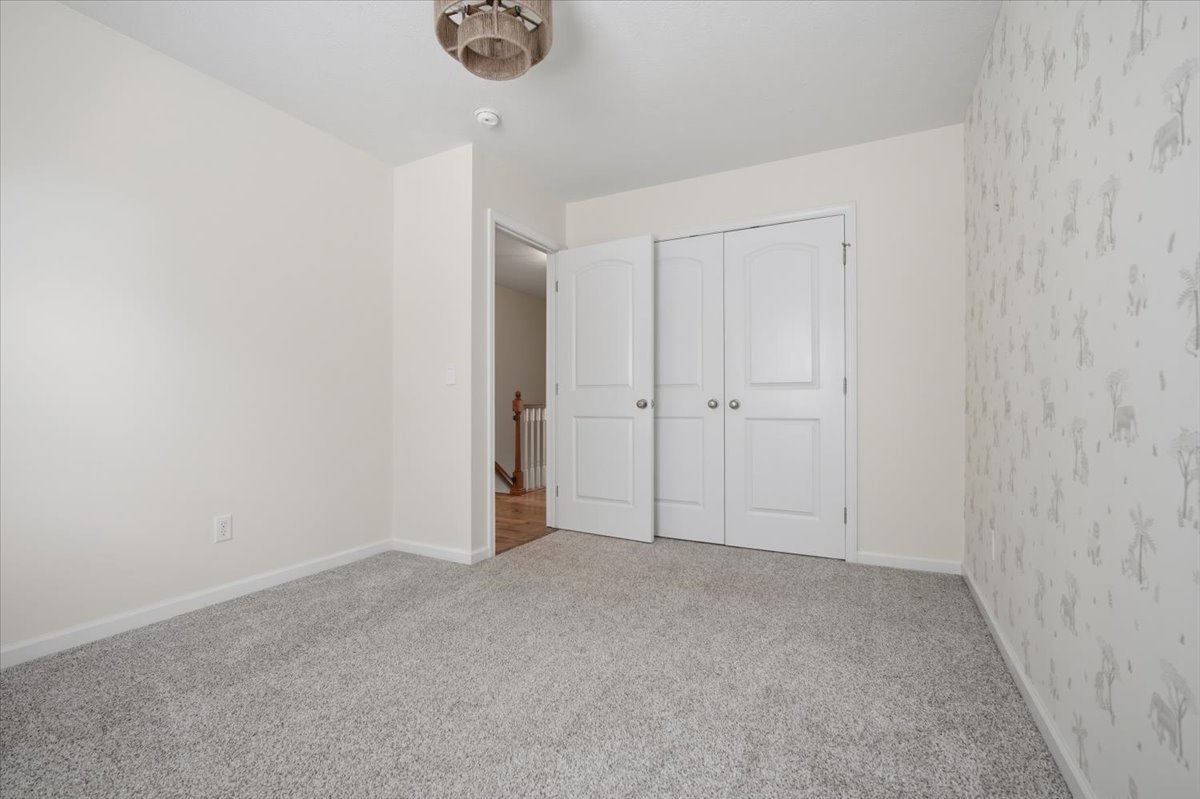 2909 Breezewood Boulevard Property Photo 26