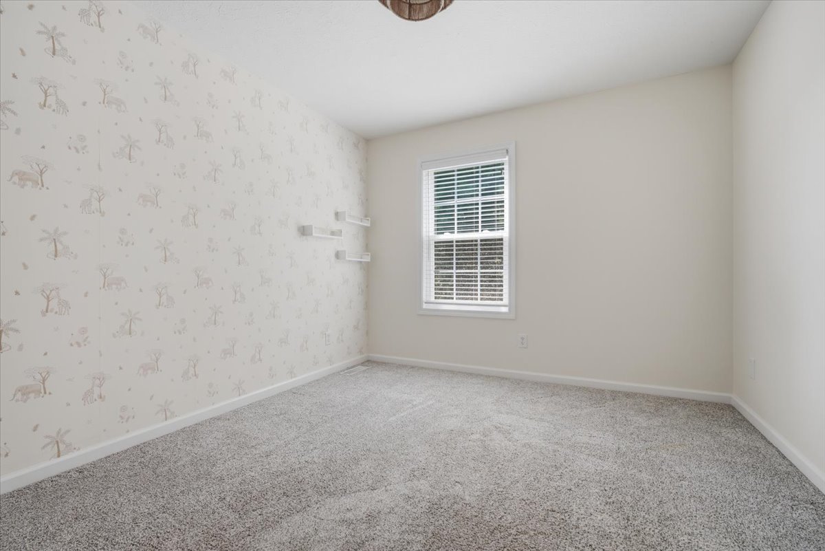 2909 Breezewood Boulevard Property Photo 28