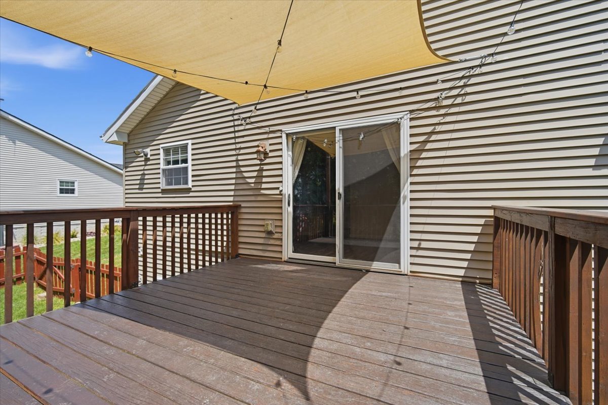 2909 Breezewood Boulevard Property Photo 36