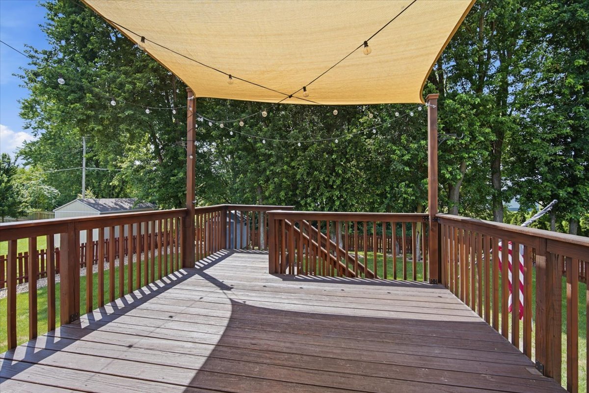 2909 Breezewood Boulevard Property Photo 37