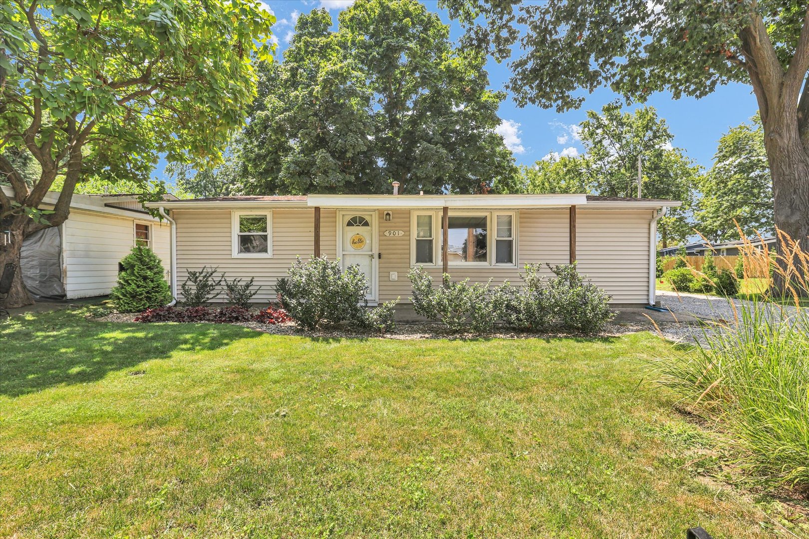 901 E Fairview Drive Property Photo 1