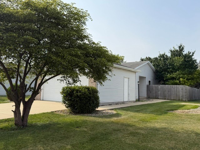 342 E Myrtle Street Property Photo 4