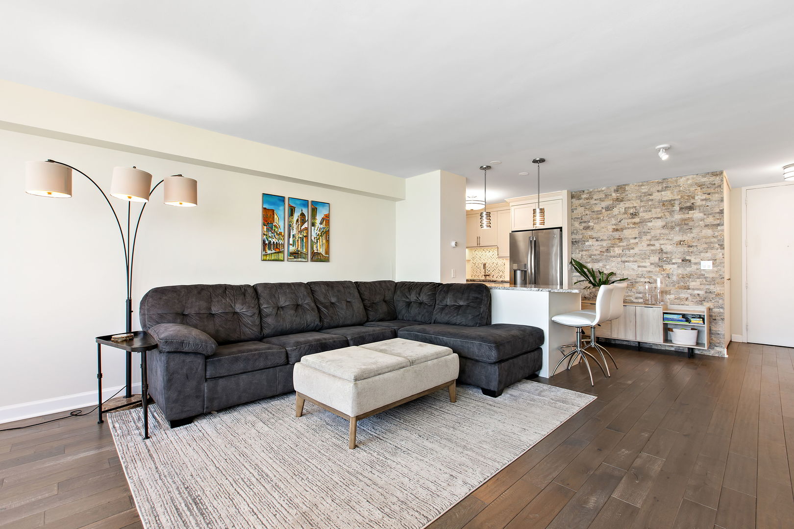 1440 N Lake Shore Drive 18g Property Photo 18