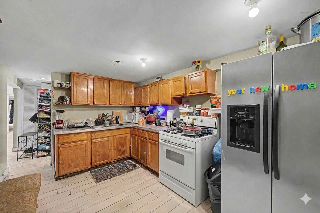 852 N Springfield Avenue Property Photo 35