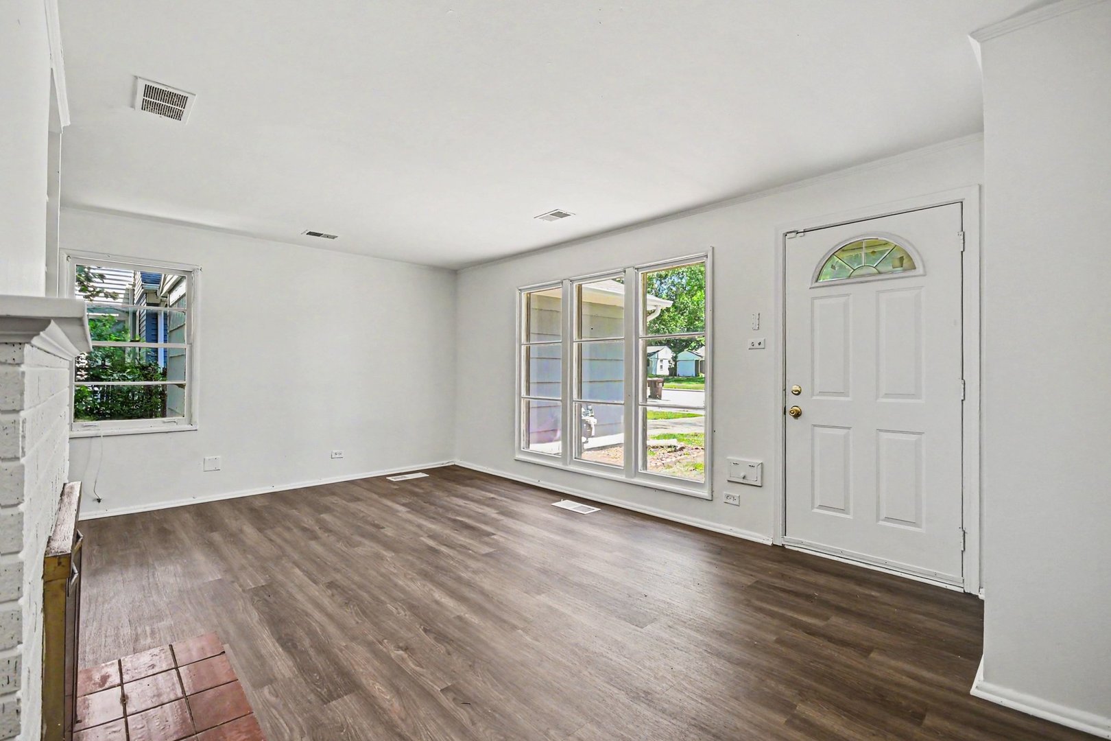 322 Indianwood Boulevard Property Photo 3