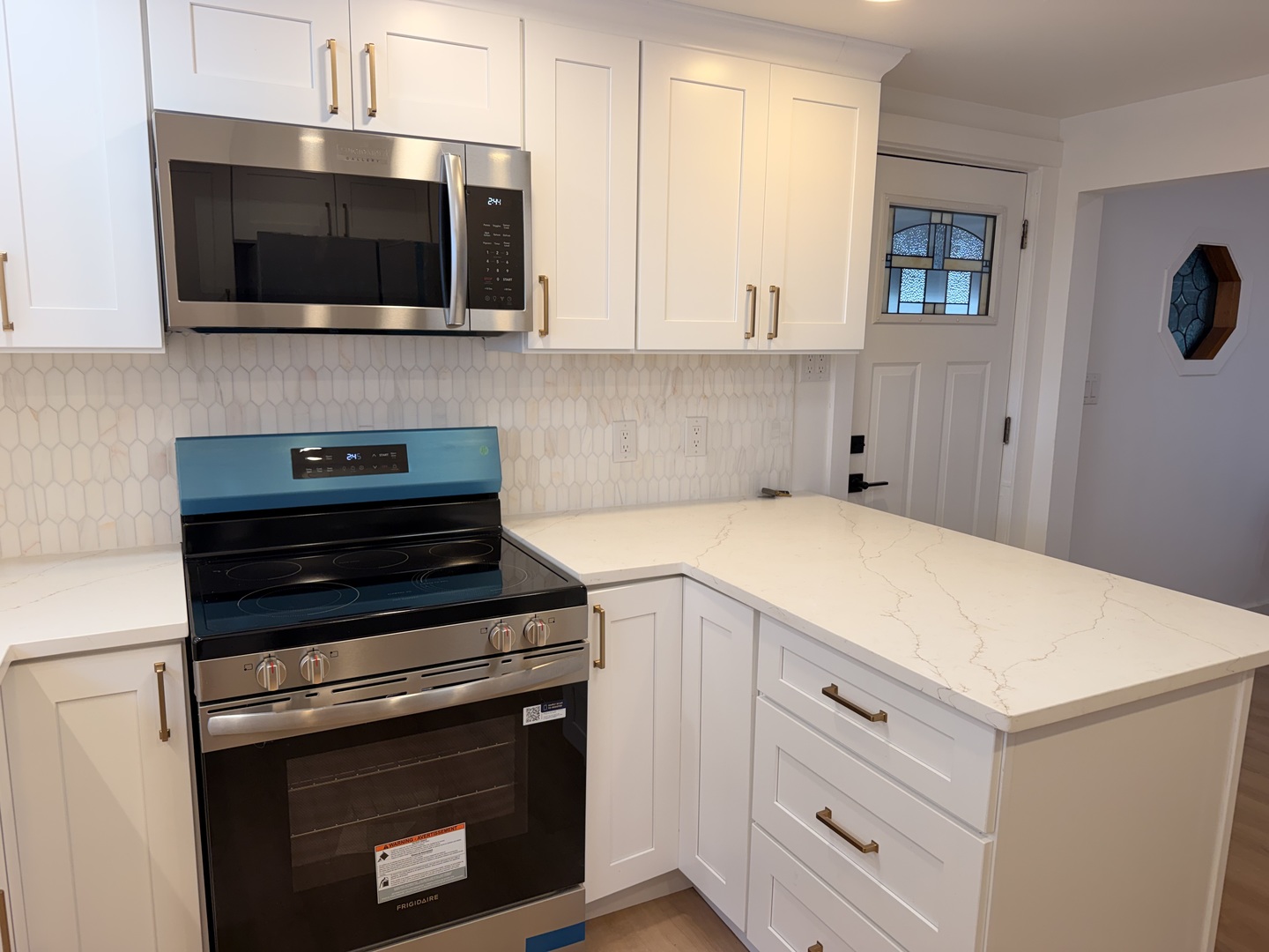 121 Oak Drive Property Photo 6