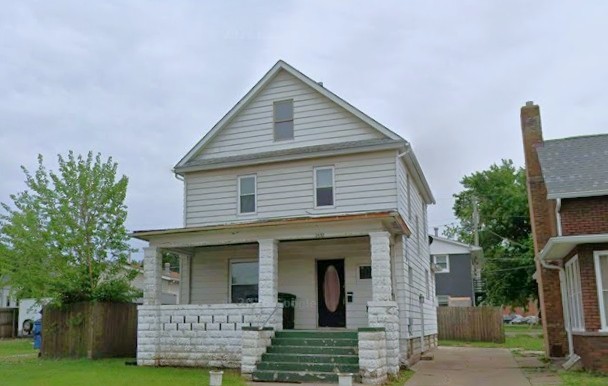 2432 5th Avenue Property Photo 1