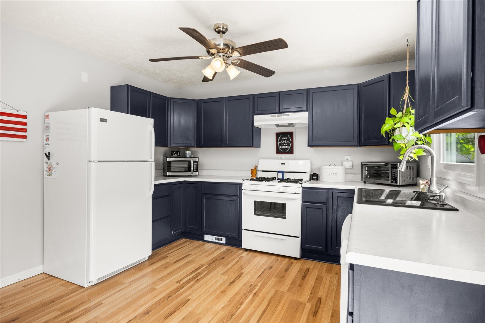 1837 S Jacobs Street Property Photo 14