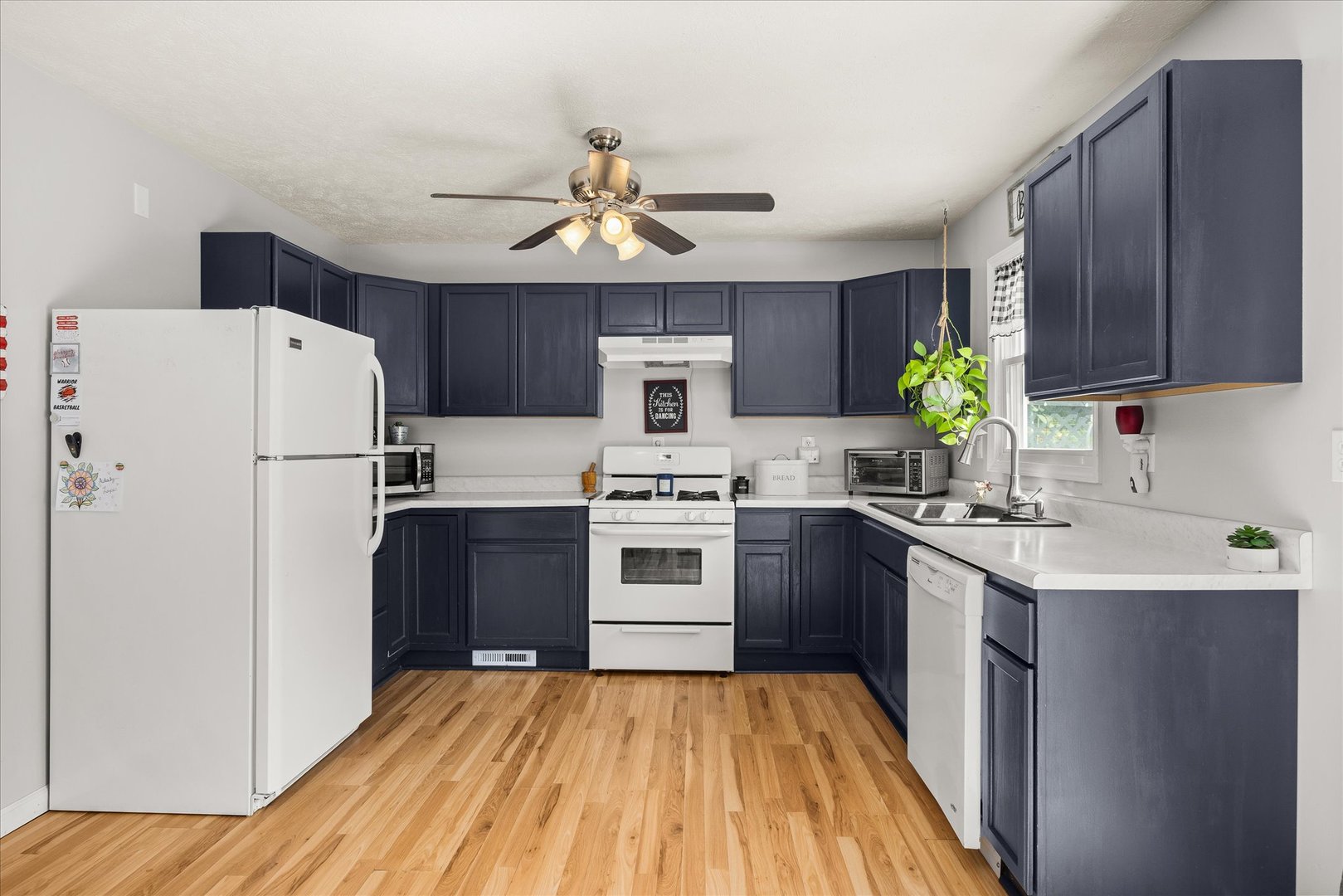1837 S Jacobs Street Property Photo 15