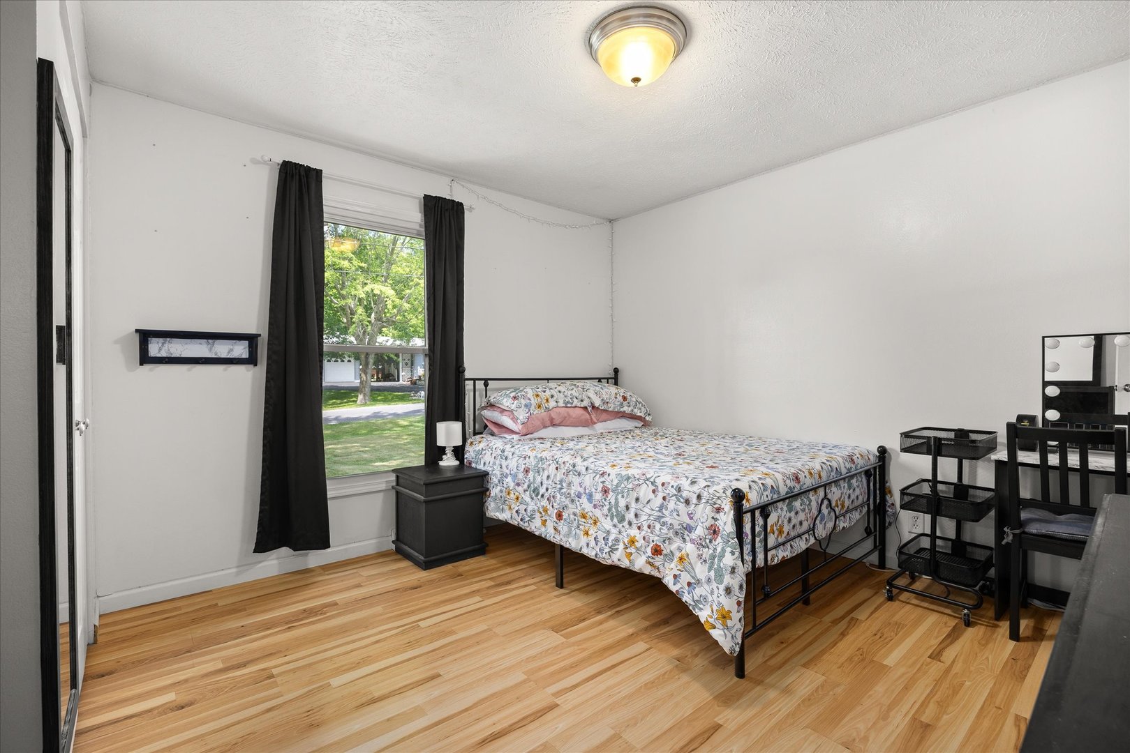 1837 S Jacobs Street Property Photo 17