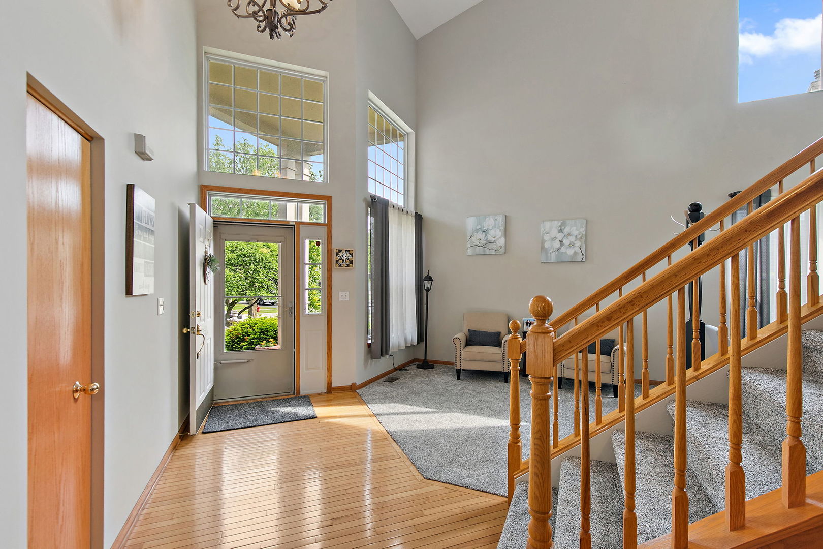 1961 Broadsmore Drive Property Photo 3