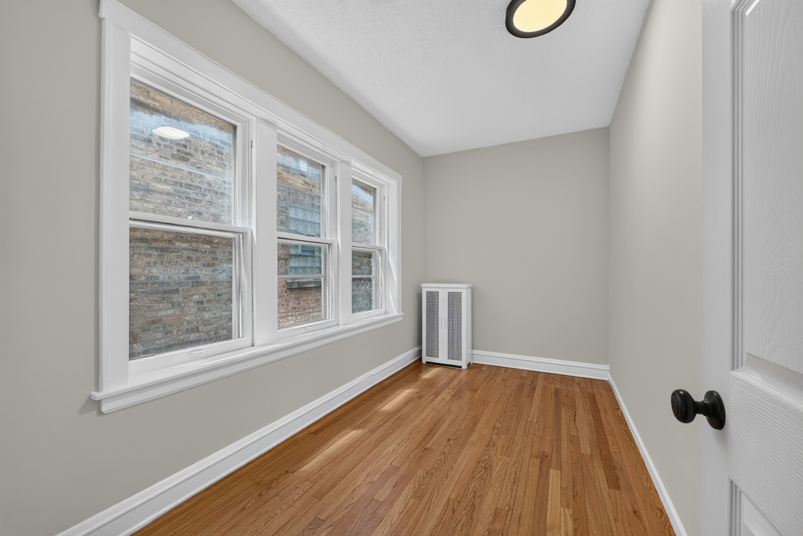 4826 Wright Terrace Property Photo 10