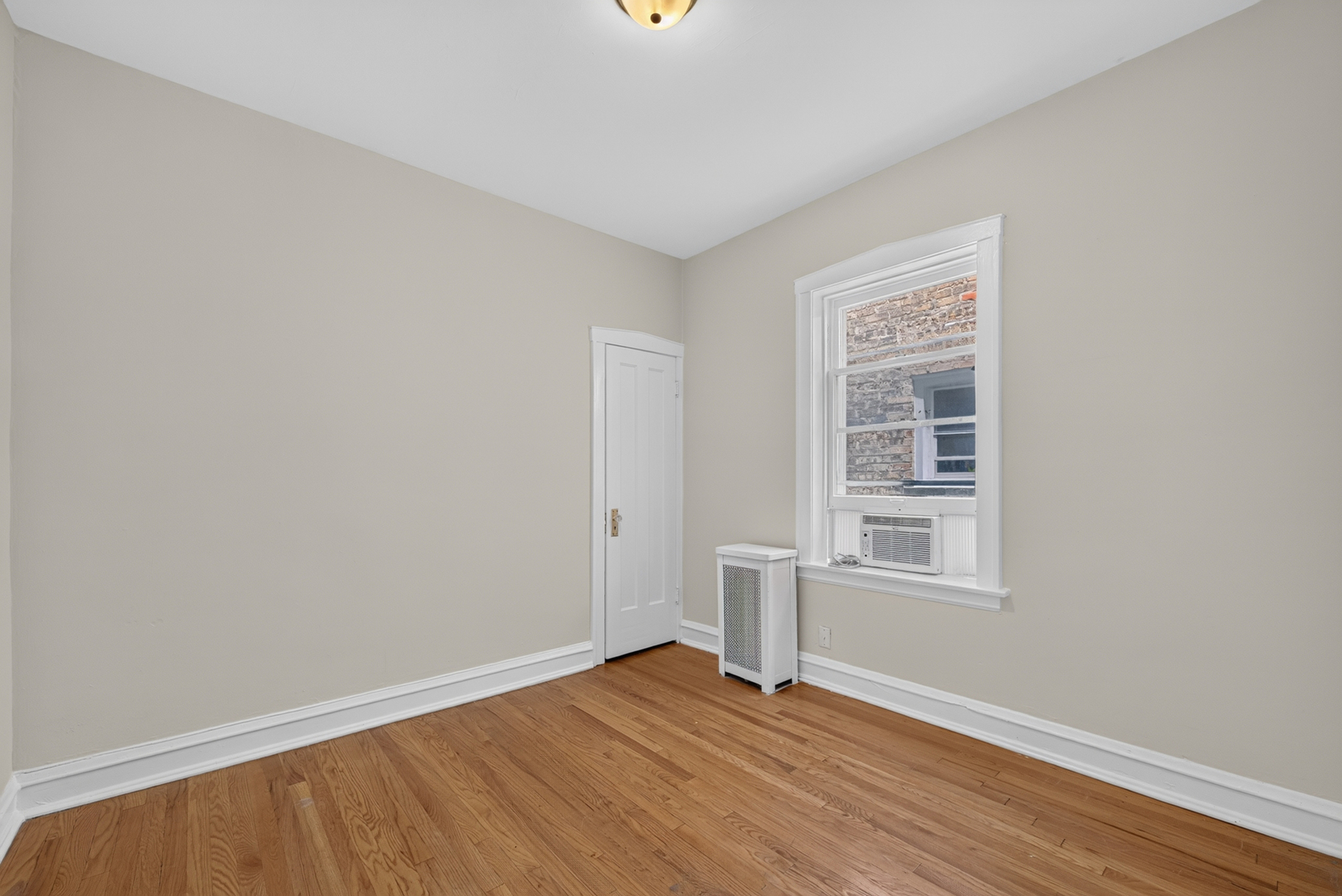 4826 Wright Terrace Property Photo 16
