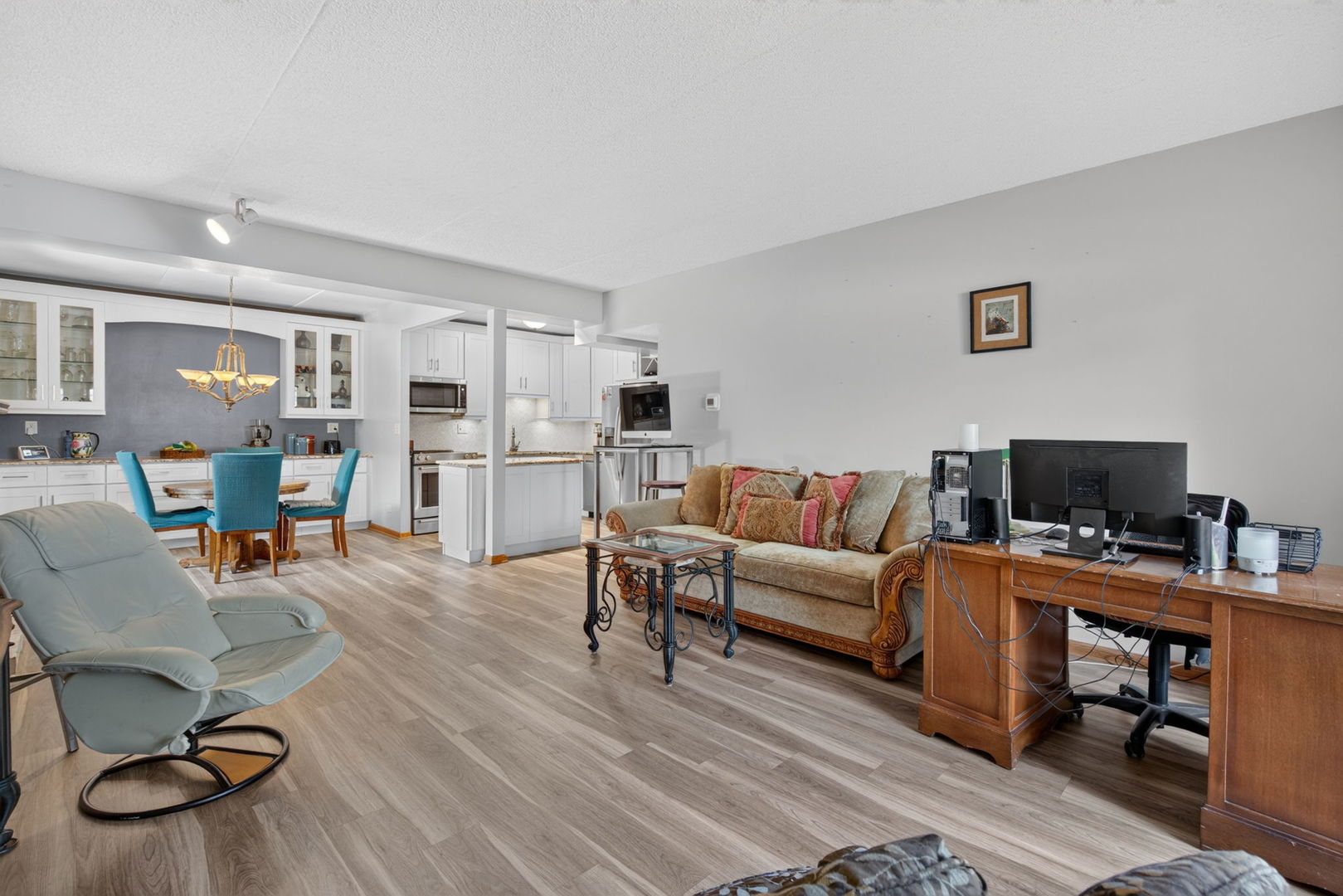 1424 Woodbridge Road 1h Property Photo 8