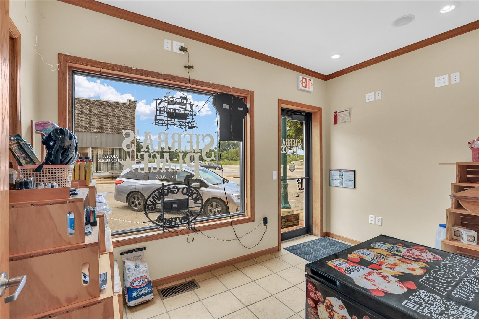 12709927 Property Photo 11