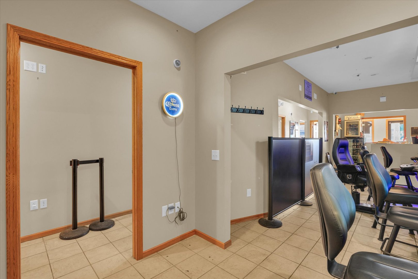 12709927 Property Photo 16