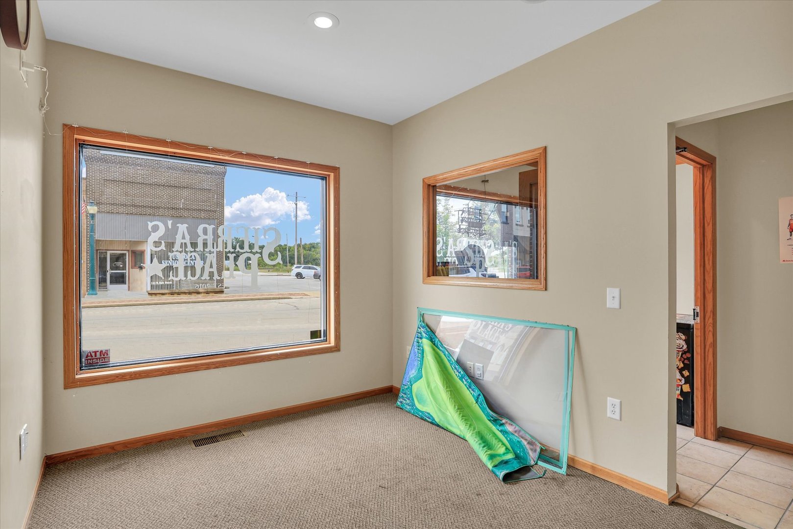 12709927 Property Photo 22
