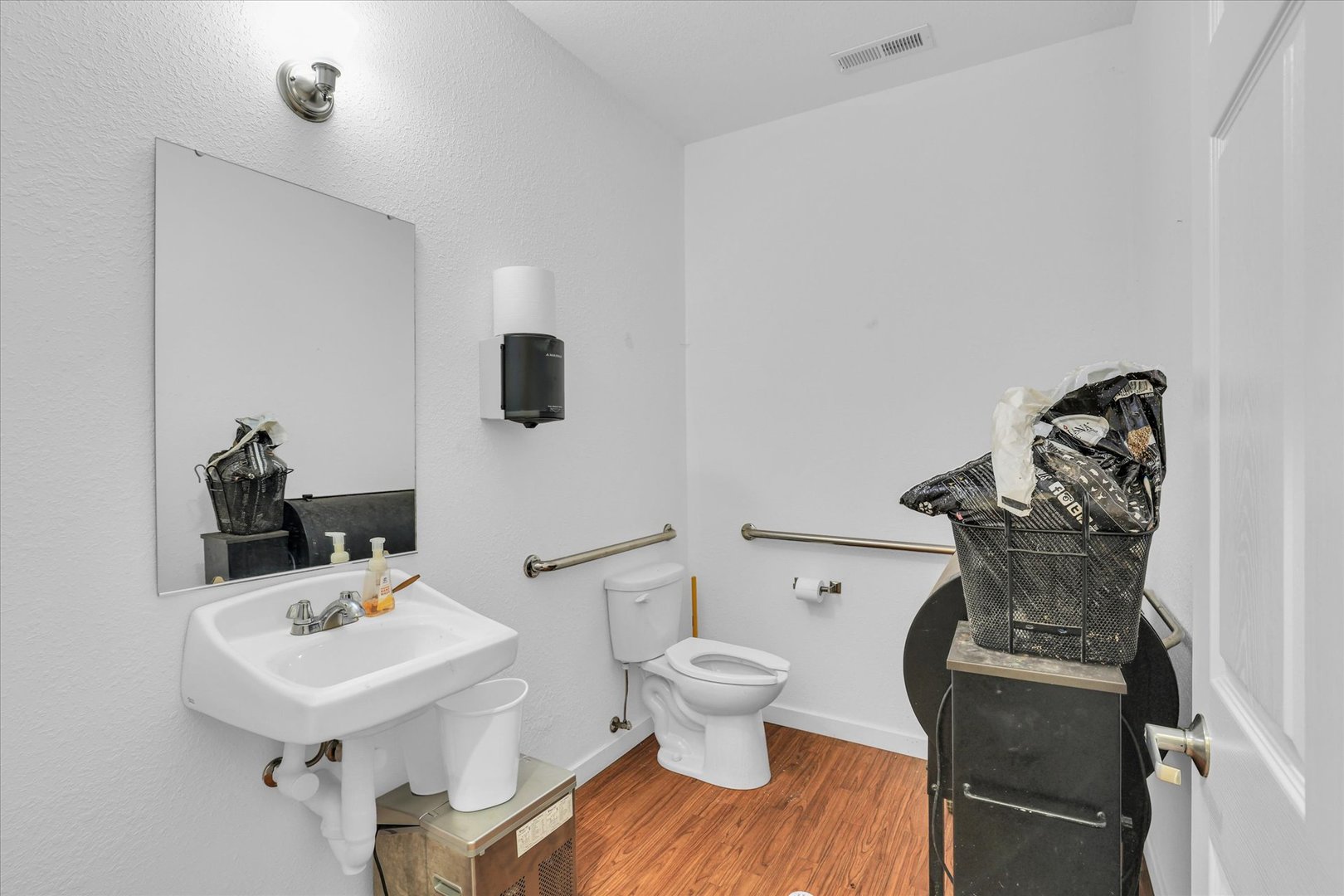 12709927 Property Photo 26