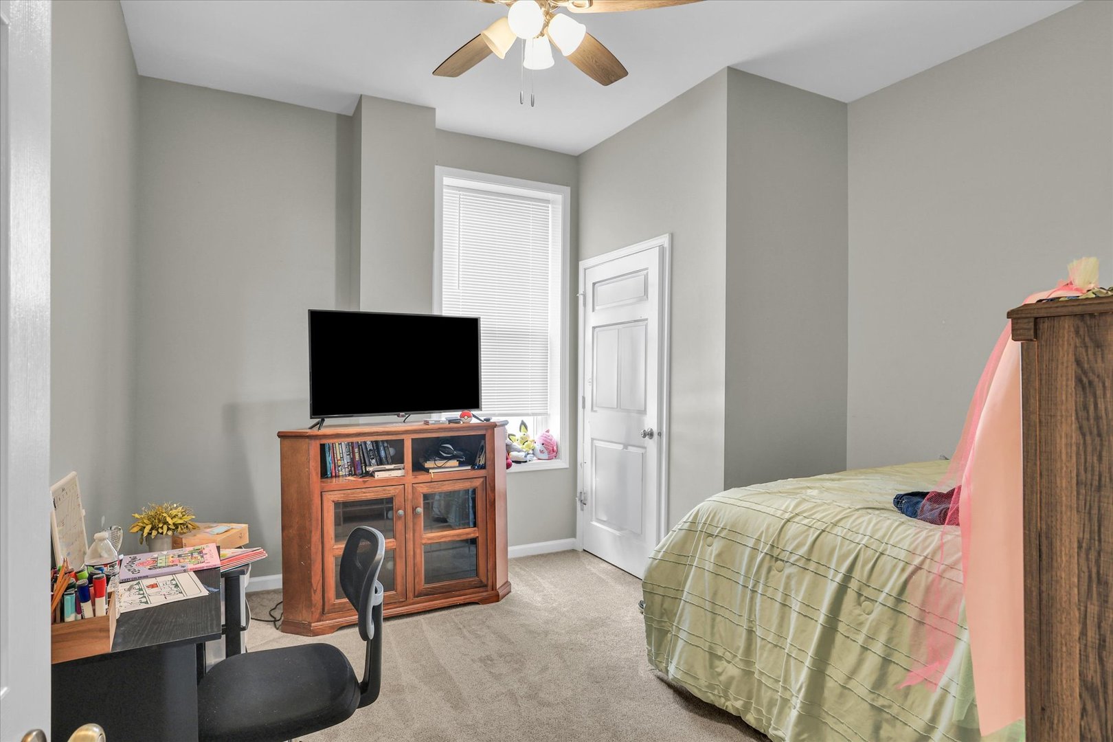12709927 Property Photo 40