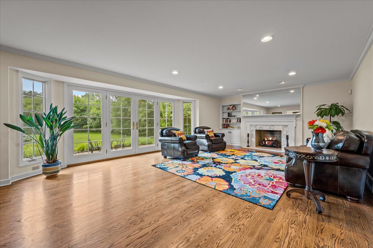 455 Rockefeller Road Property Photo 5