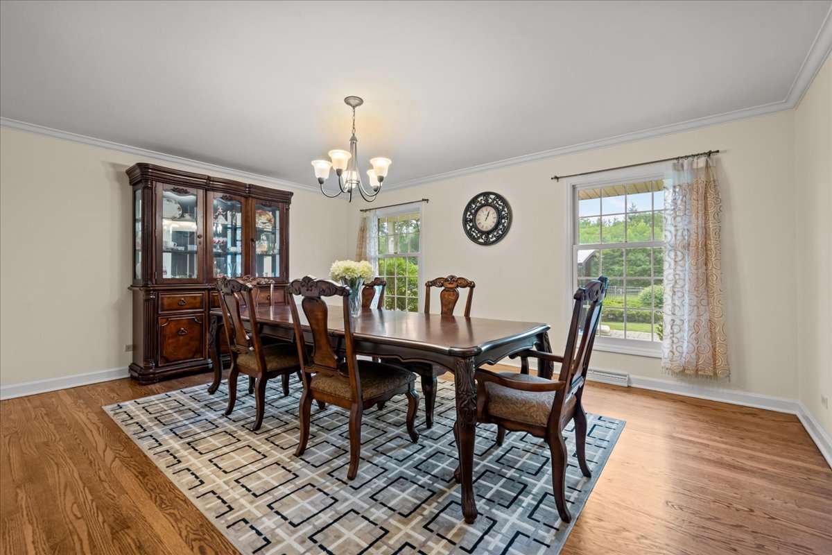 455 Rockefeller Road Property Photo 11