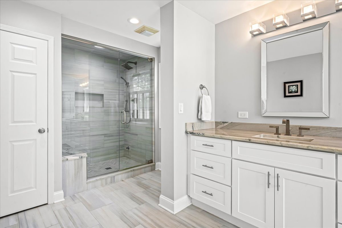 455 Rockefeller Road Property Photo 27