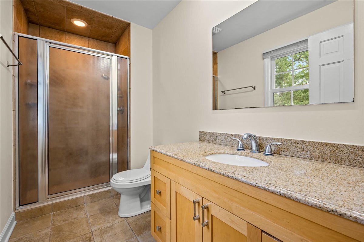 455 Rockefeller Road Property Photo 32