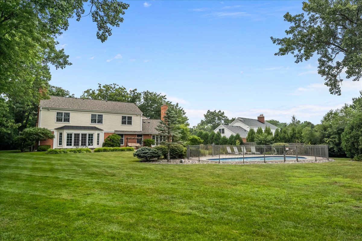 455 Rockefeller Road Property Photo 40