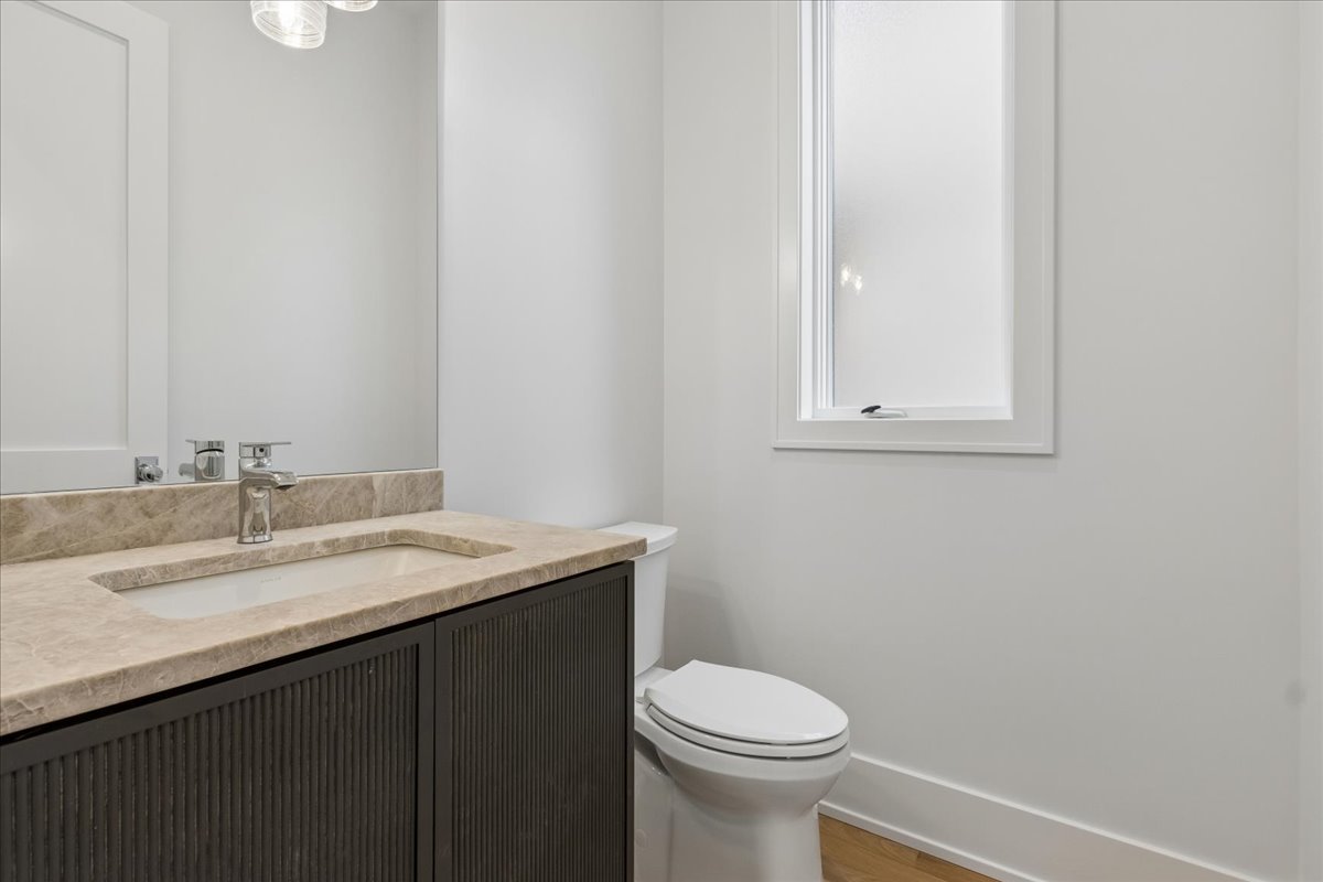 3820 N Damen Avenue 1 Property Photo 6