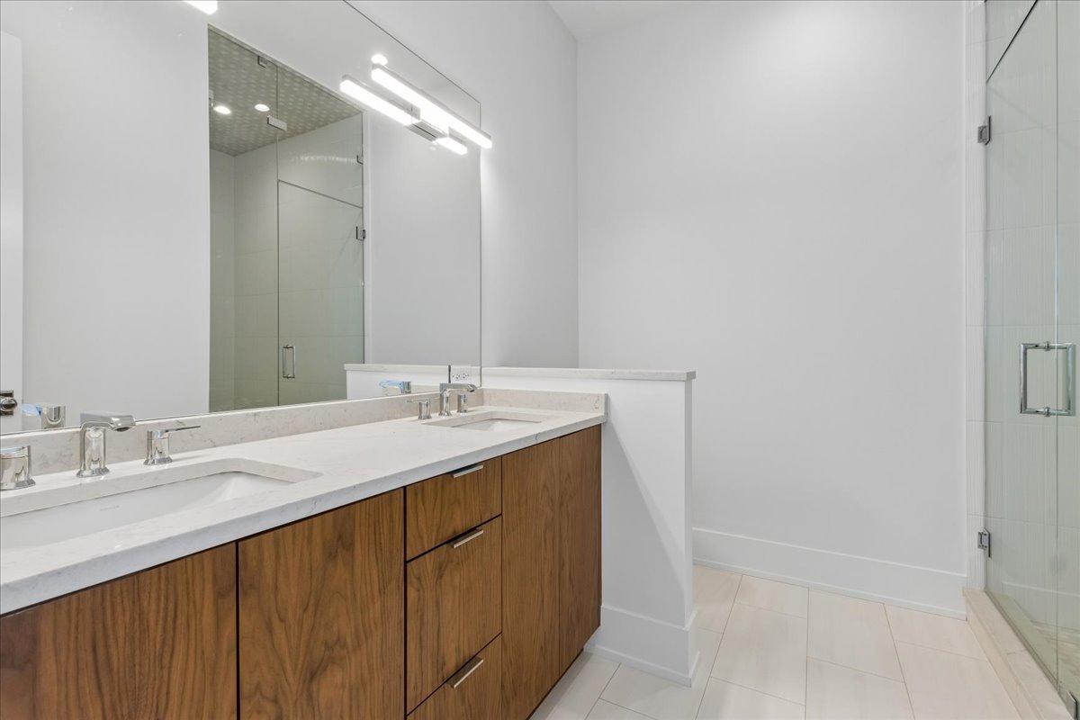 3820 N Damen Avenue 1 Property Photo 7