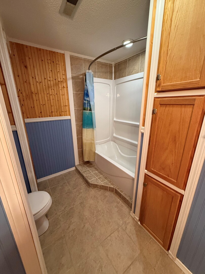 2093 Spicer Avenue Property Photo 8