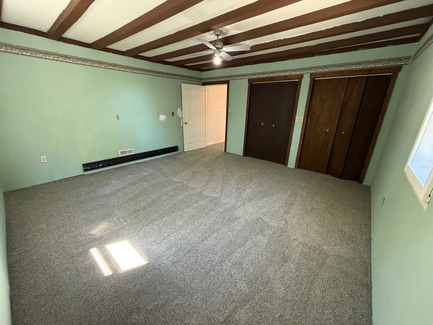 2093 Spicer Avenue Property Photo 11