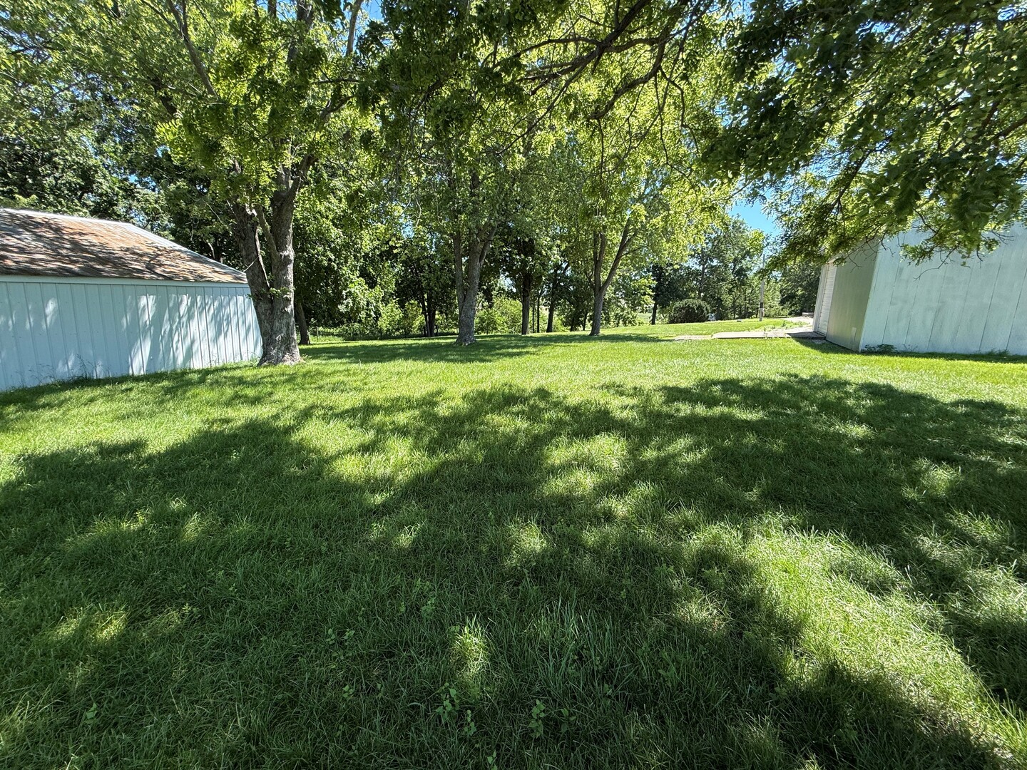 2093 Spicer Avenue Property Photo 21