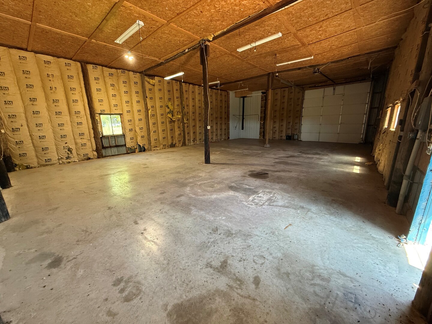 2093 Spicer Avenue Property Photo 26