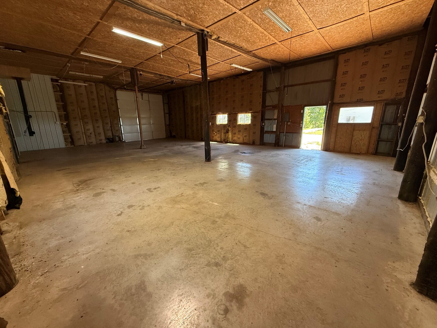 2093 Spicer Avenue Property Photo 27