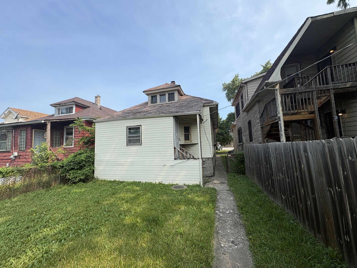 1309 W 98th Street Property Photo 3
