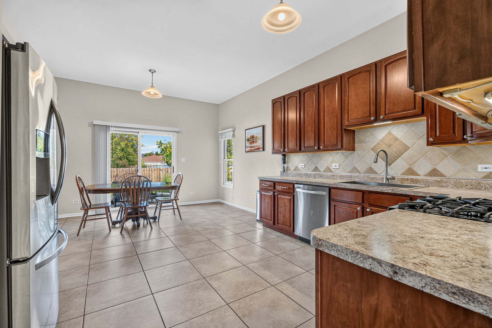 2592 Molly Court Property Photo 16