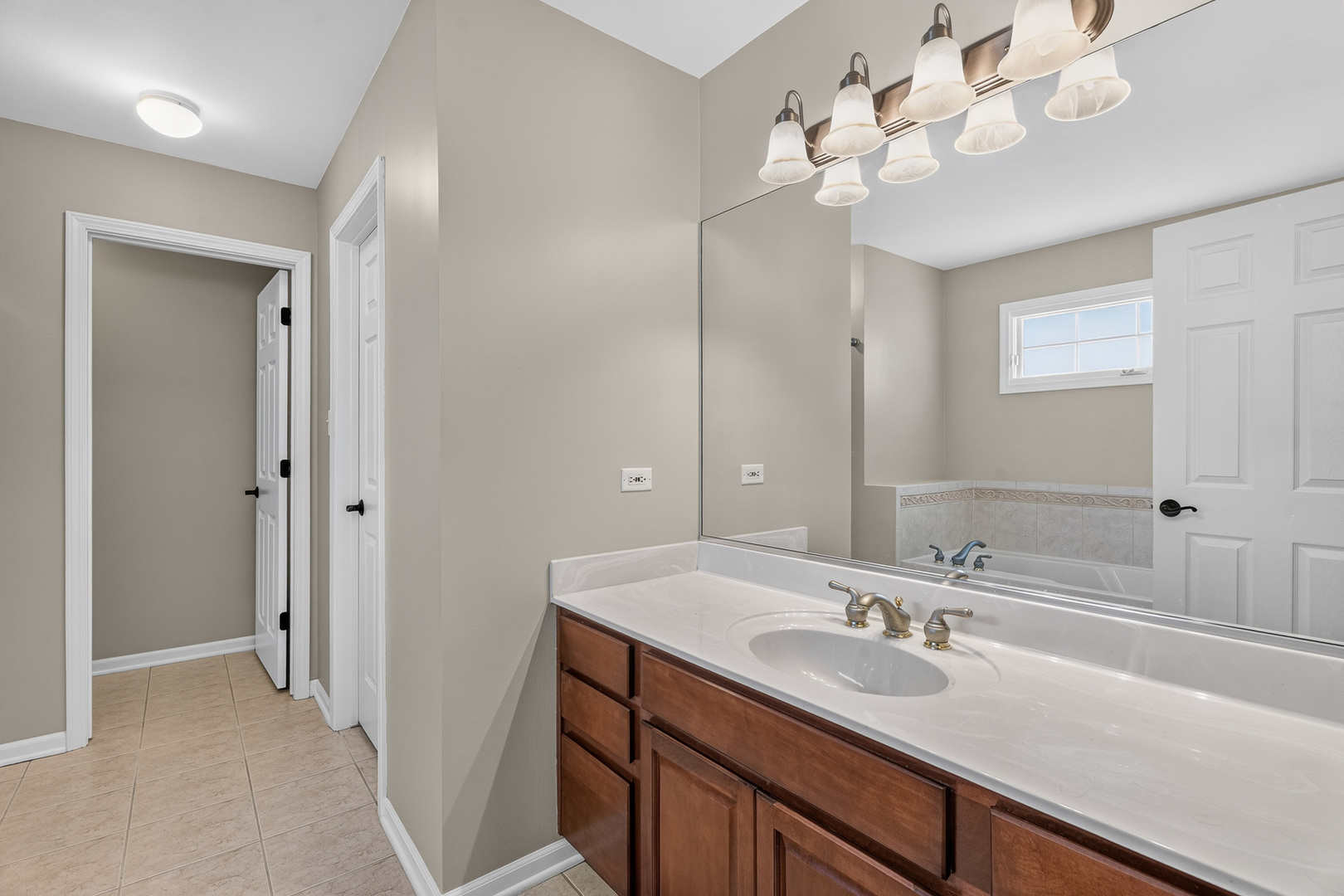 2592 Molly Court Property Photo 26