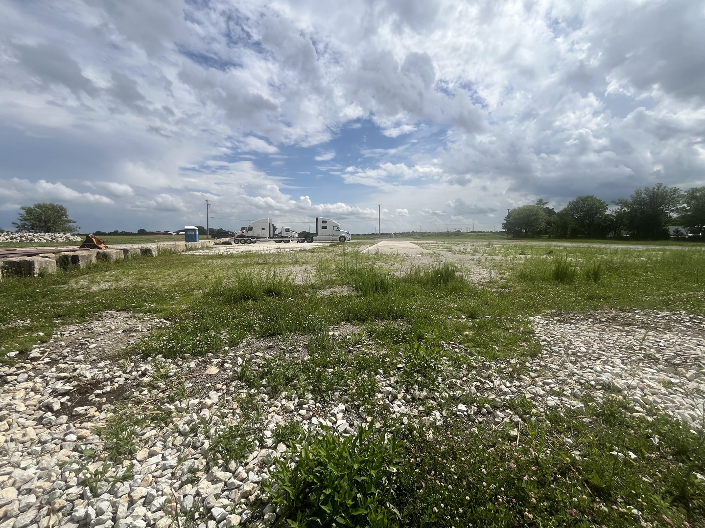 22645 S Cherry Hill Road Property Photo 3