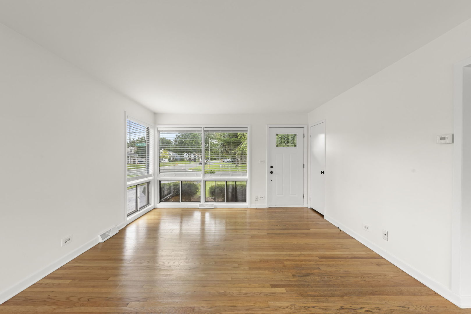 248 E Wrightwood Avenue Property Photo 4