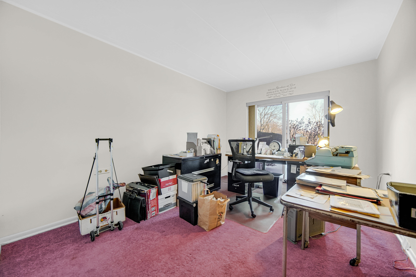 940 Holbrook Road 6a Property Photo 16