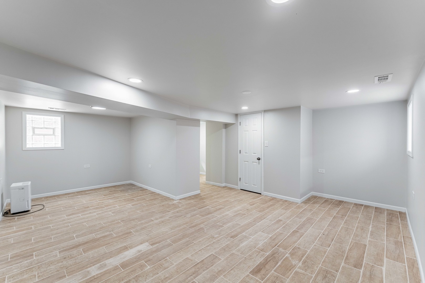 7639 S Ada Street Property Photo 29